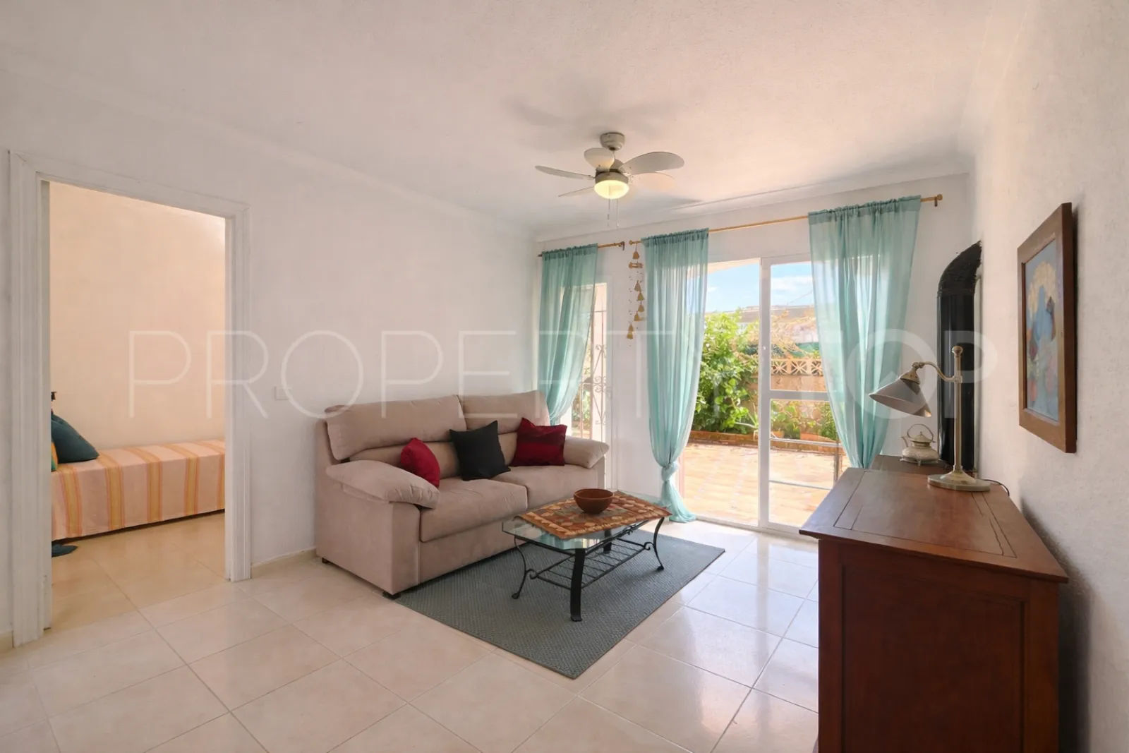 Semi detached house for sale in Calahonda