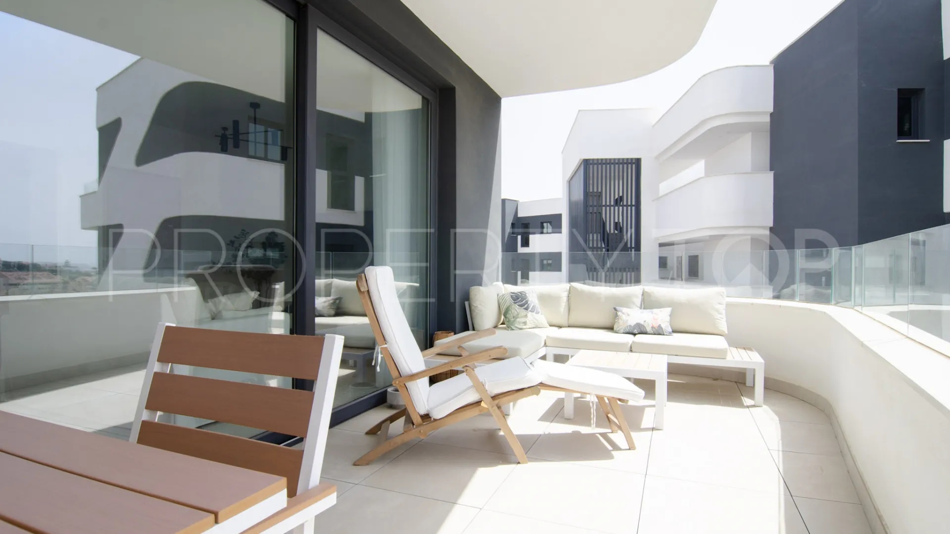 2 bedrooms apartment in Reserva del Higuerón for sale