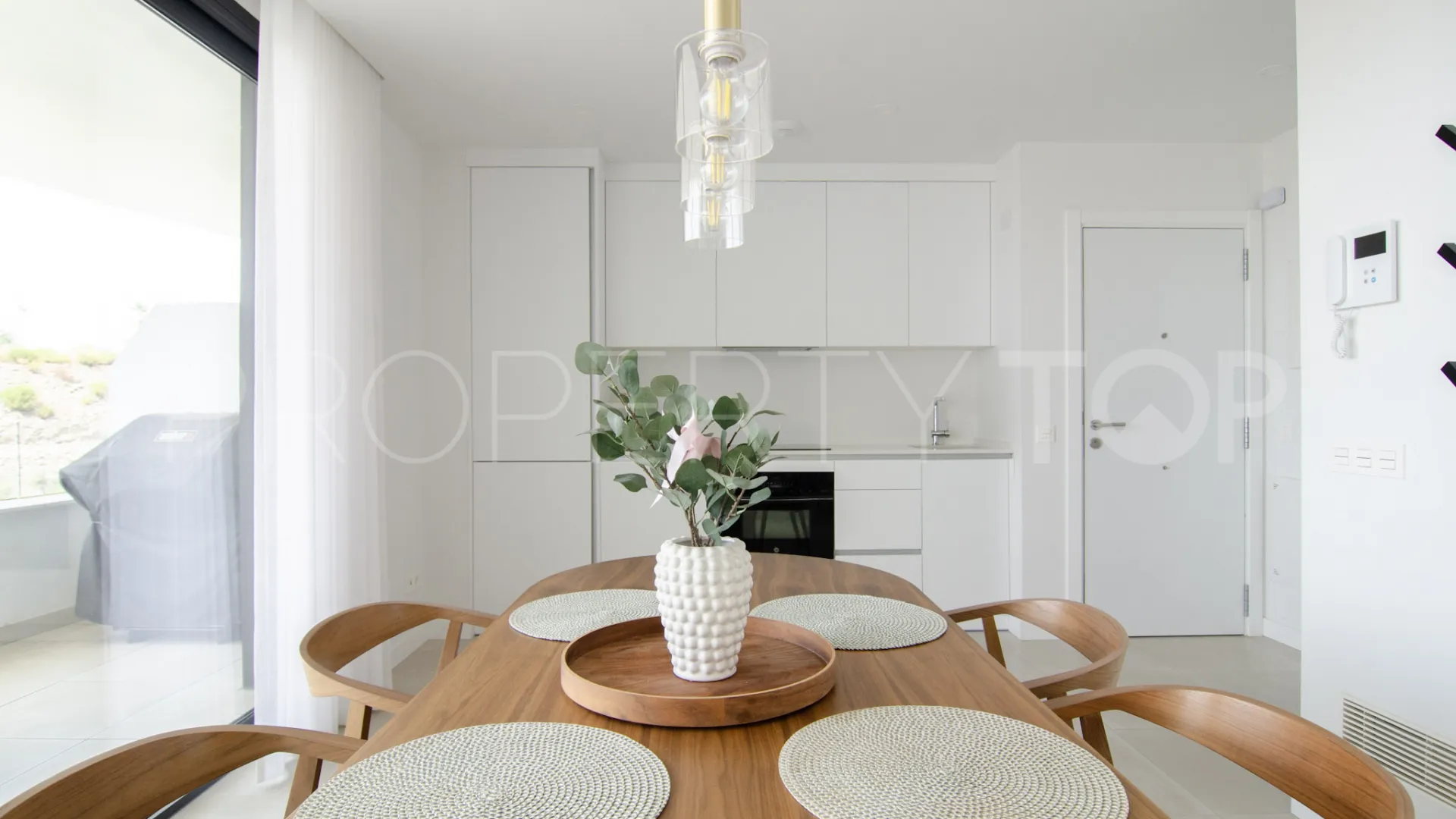 2 bedrooms apartment in Reserva del Higuerón for sale