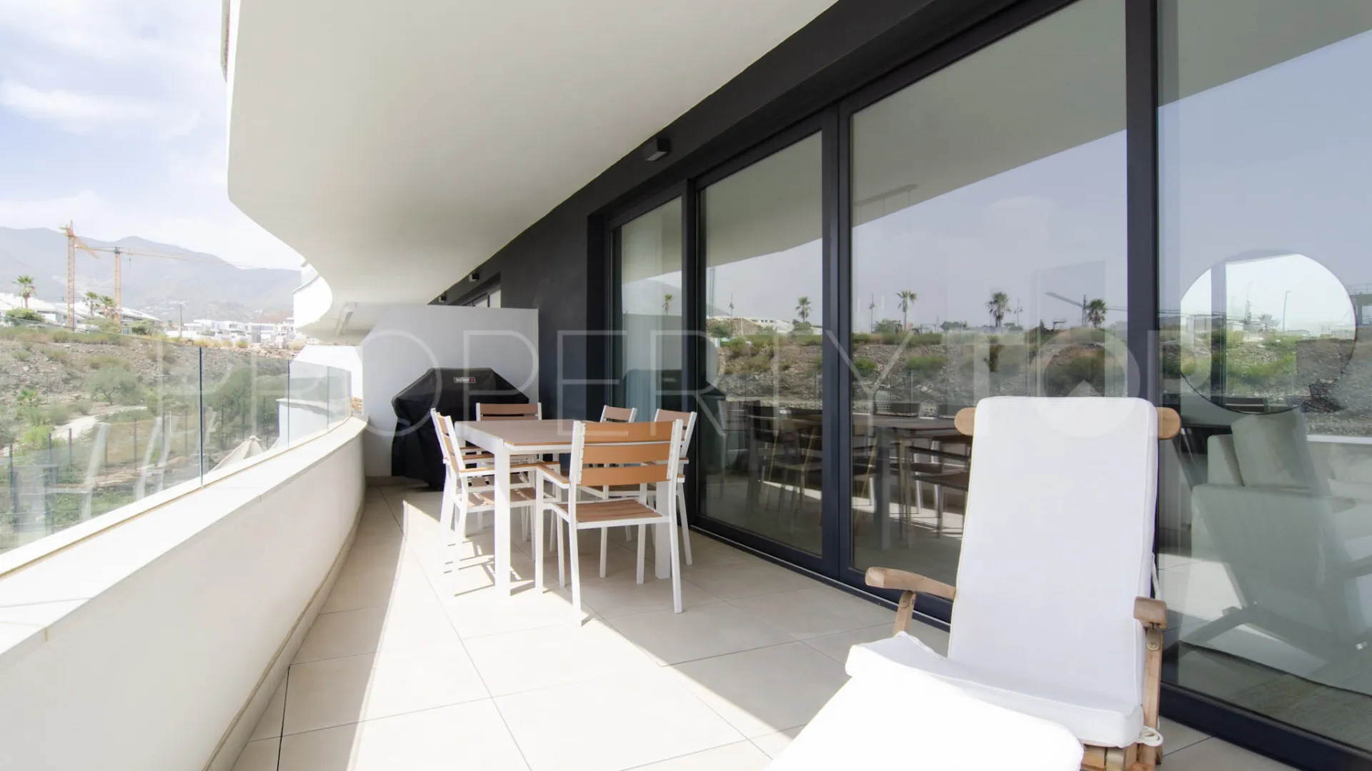 2 bedrooms apartment in Reserva del Higuerón for sale
