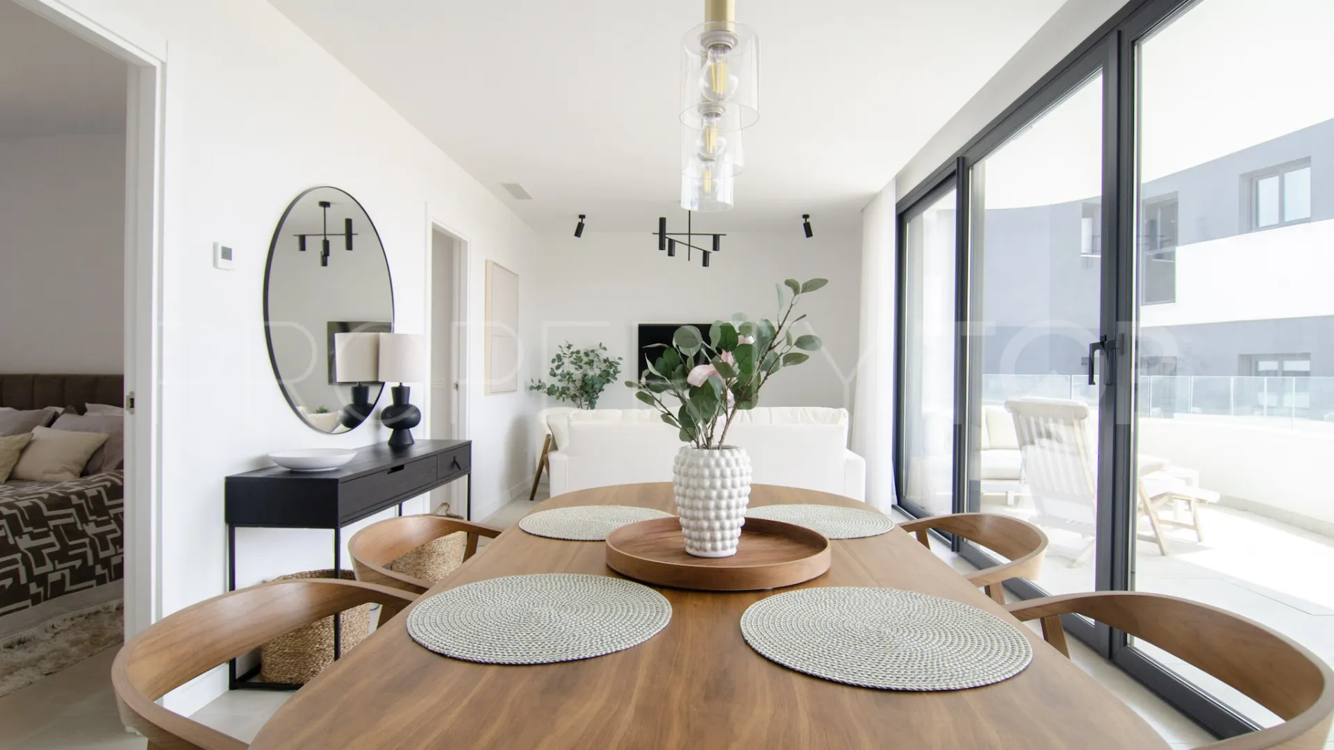 2 bedrooms apartment in Reserva del Higuerón for sale
