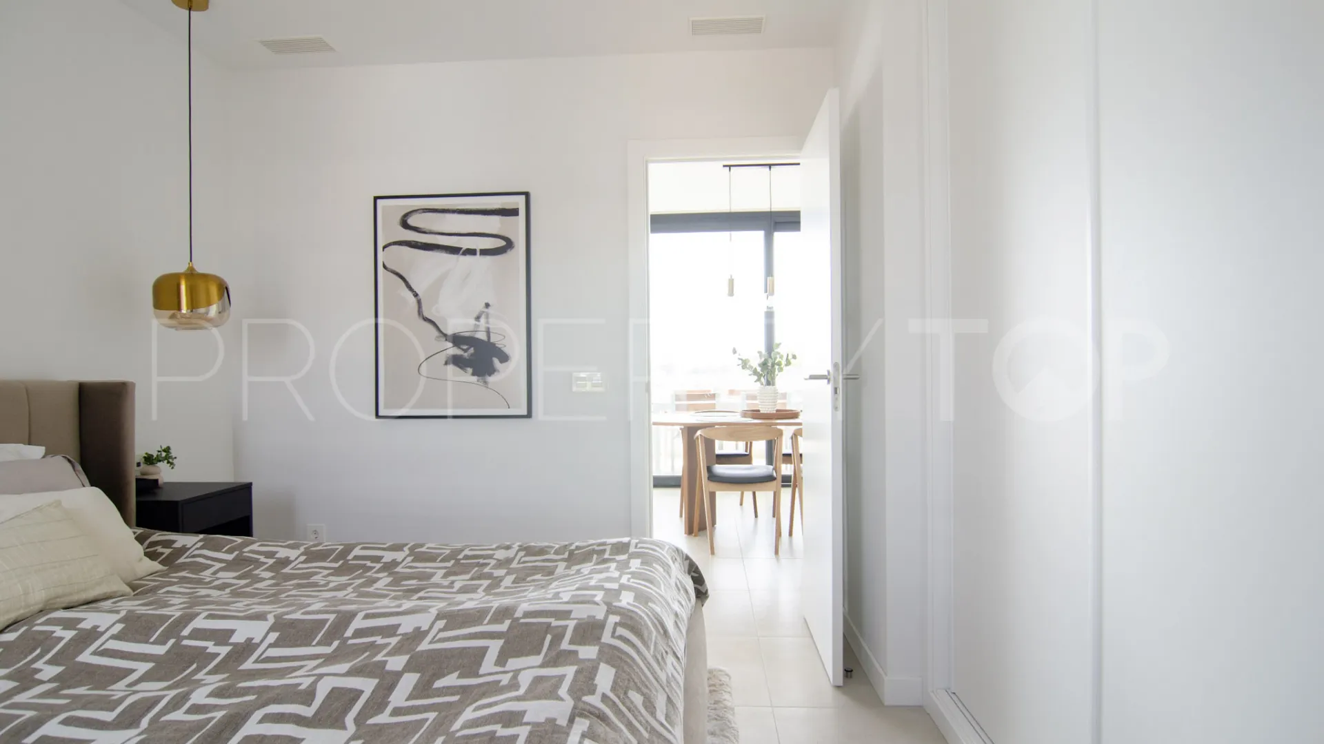 2 bedrooms apartment in Reserva del Higuerón for sale
