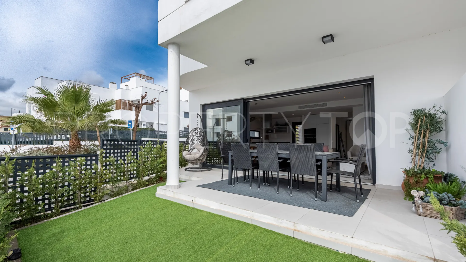 3 bedrooms town house in Bel Air for sale