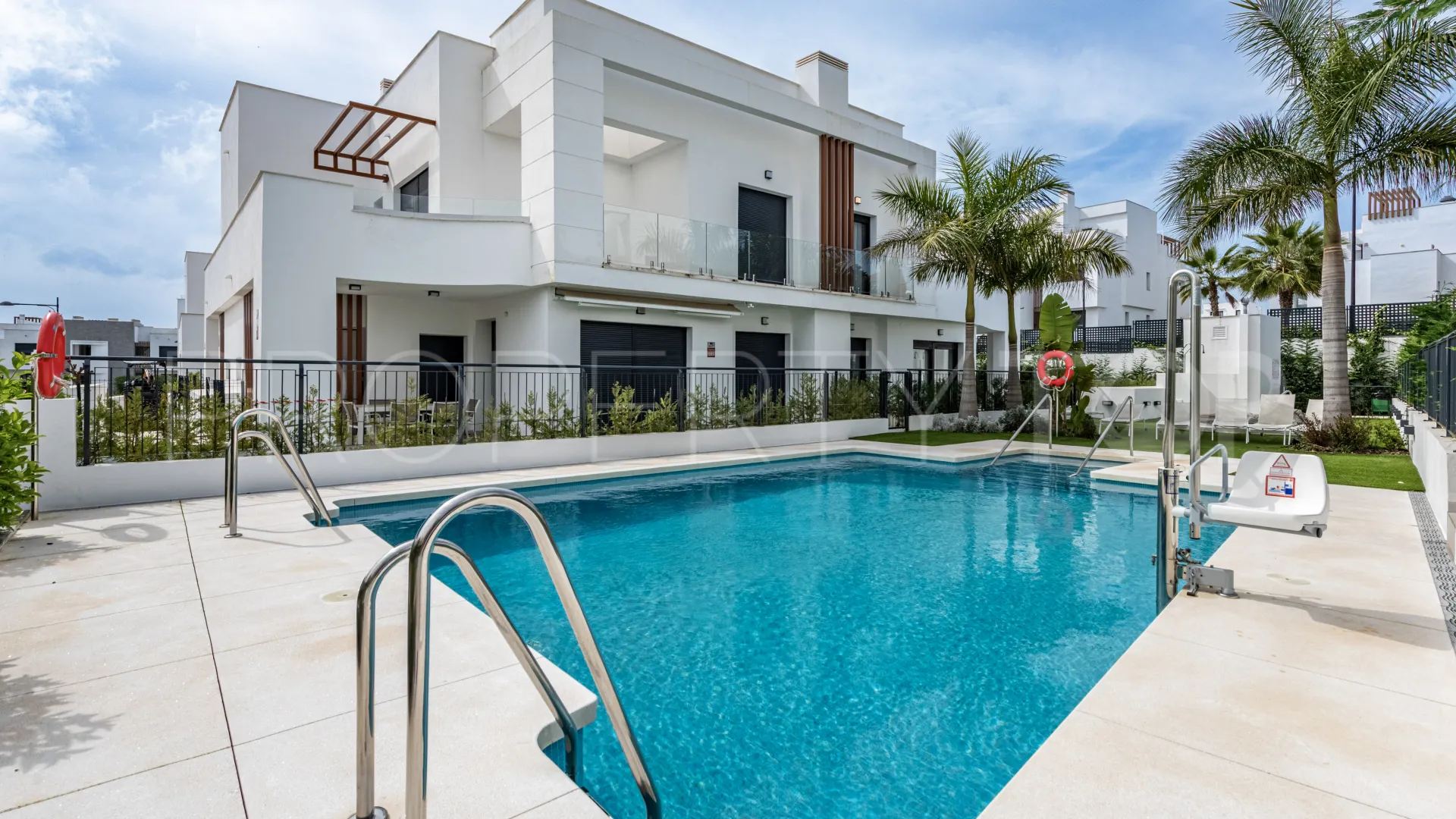 3 bedrooms town house in Bel Air for sale