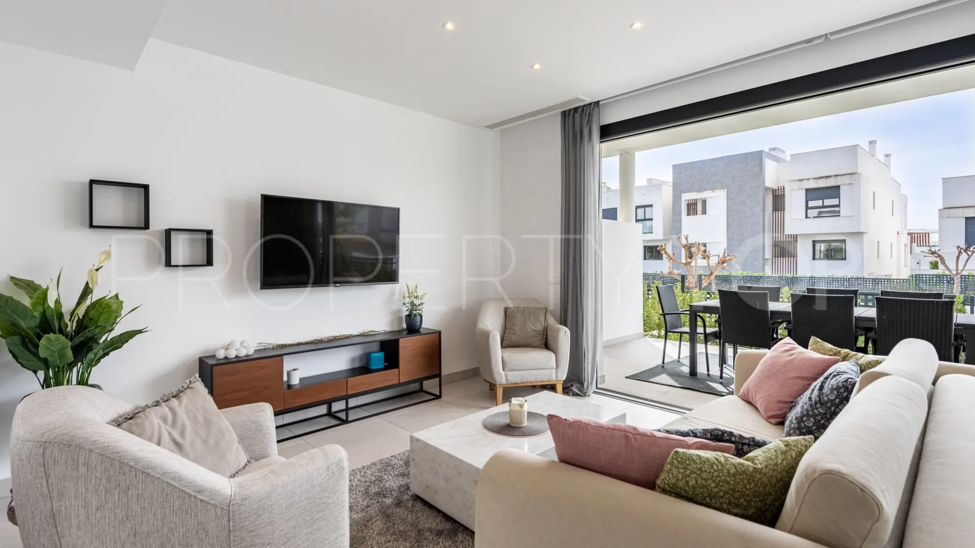 3 bedrooms town house in Bel Air for sale