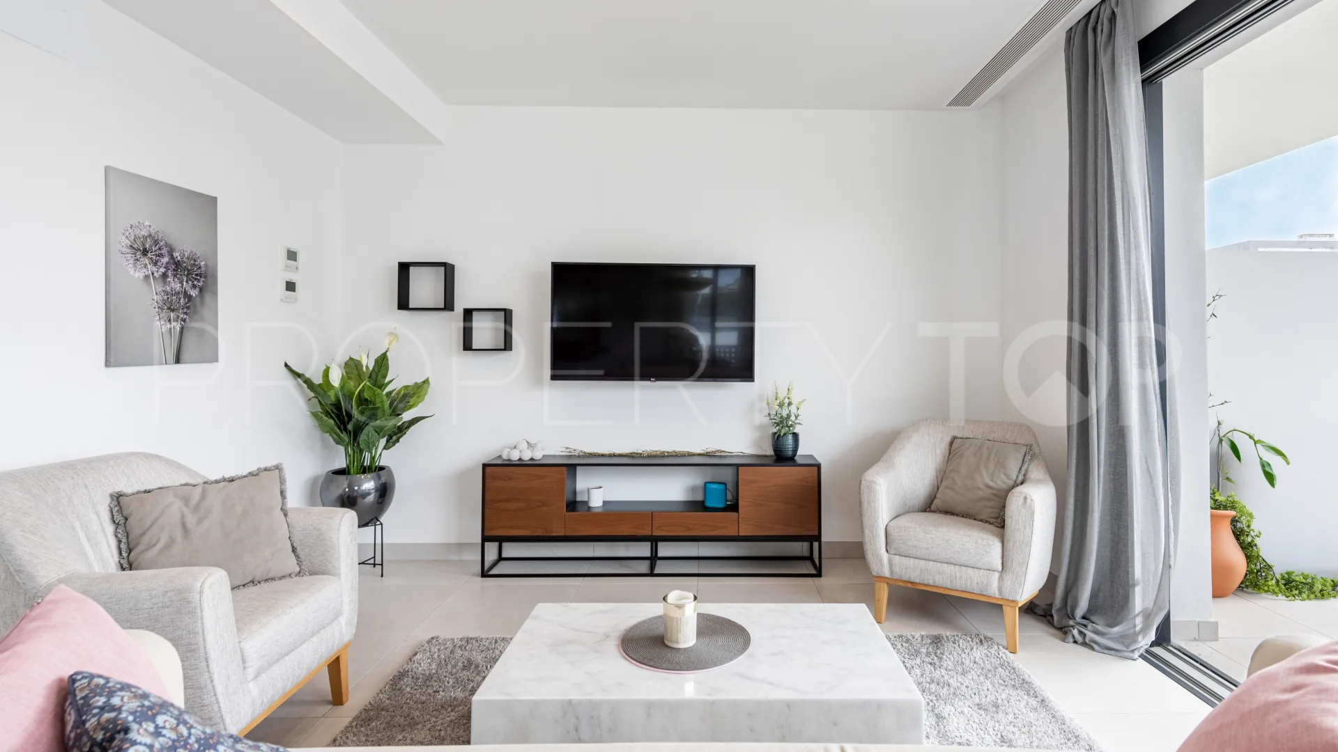 3 bedrooms town house in Bel Air for sale