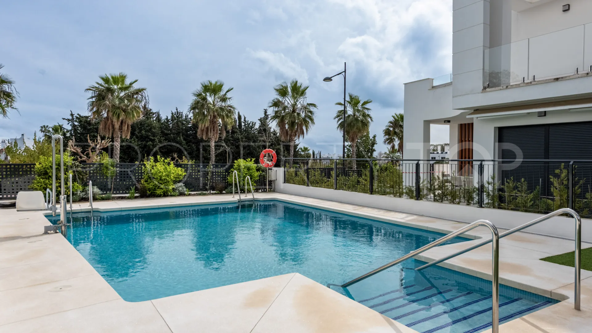 3 bedrooms town house in Bel Air for sale