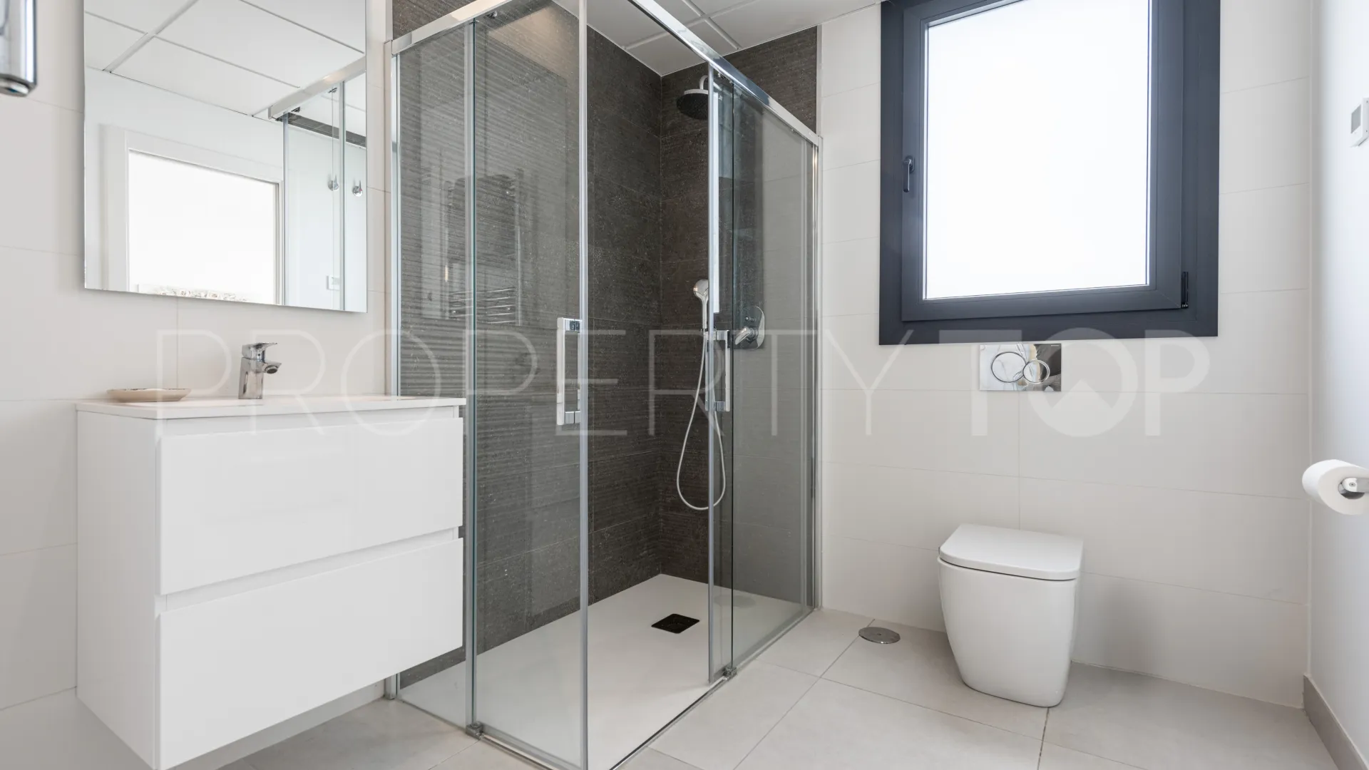 3 bedrooms town house in Bel Air for sale