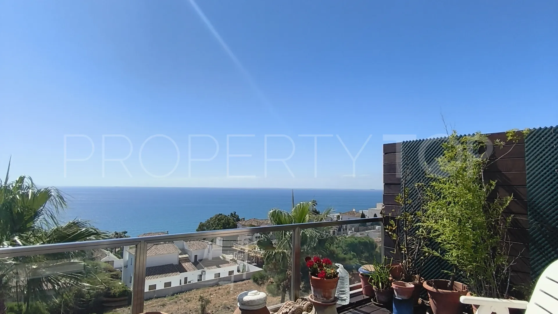 Buy Bahia de las Rocas penthouse with 3 bedrooms
