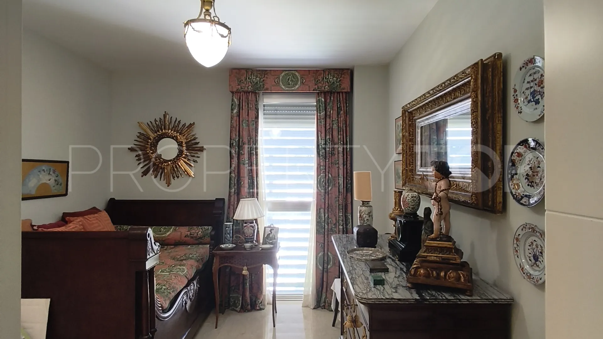 Buy Bahia de las Rocas penthouse with 3 bedrooms