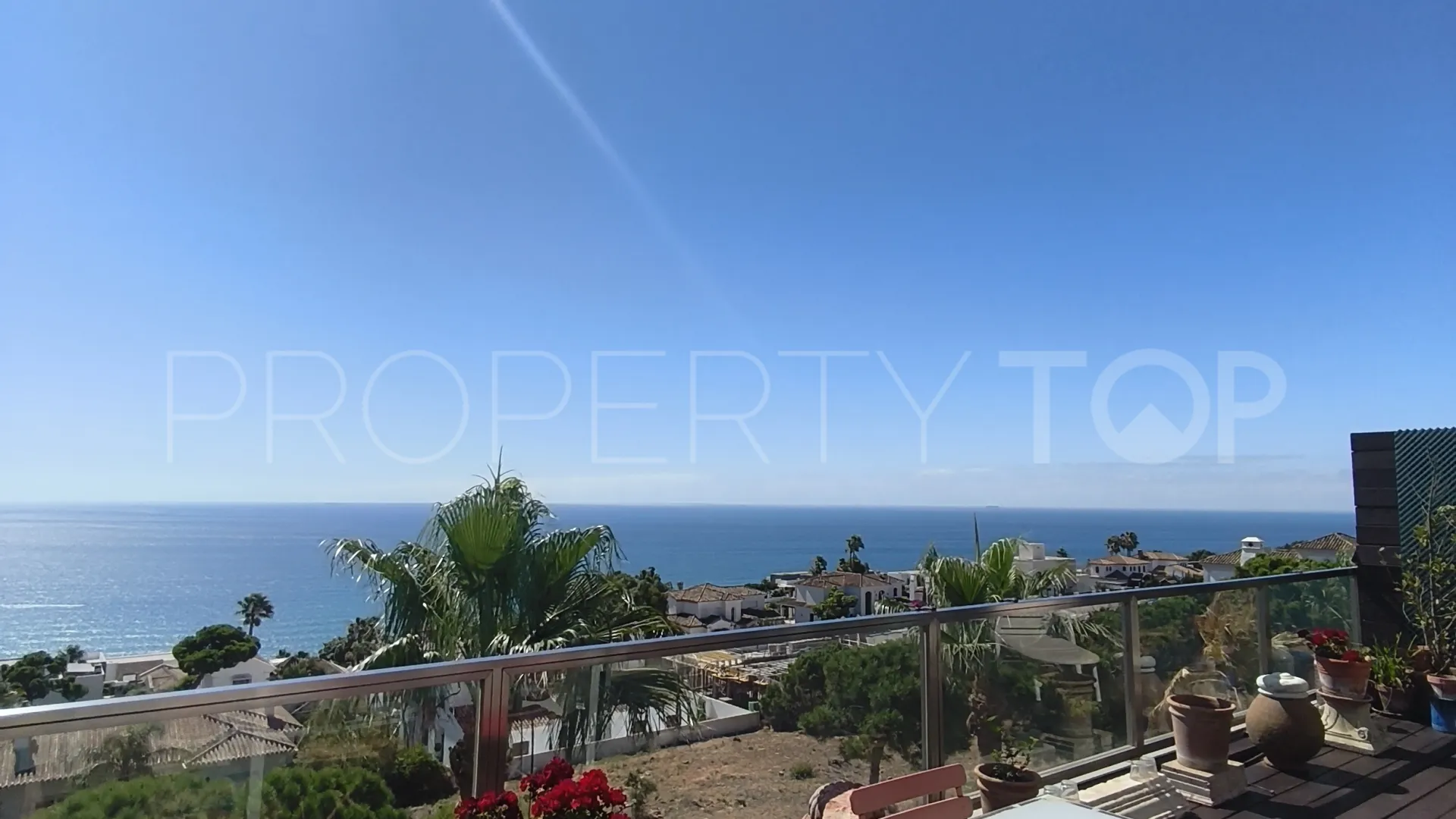 Buy Bahia de las Rocas penthouse with 3 bedrooms