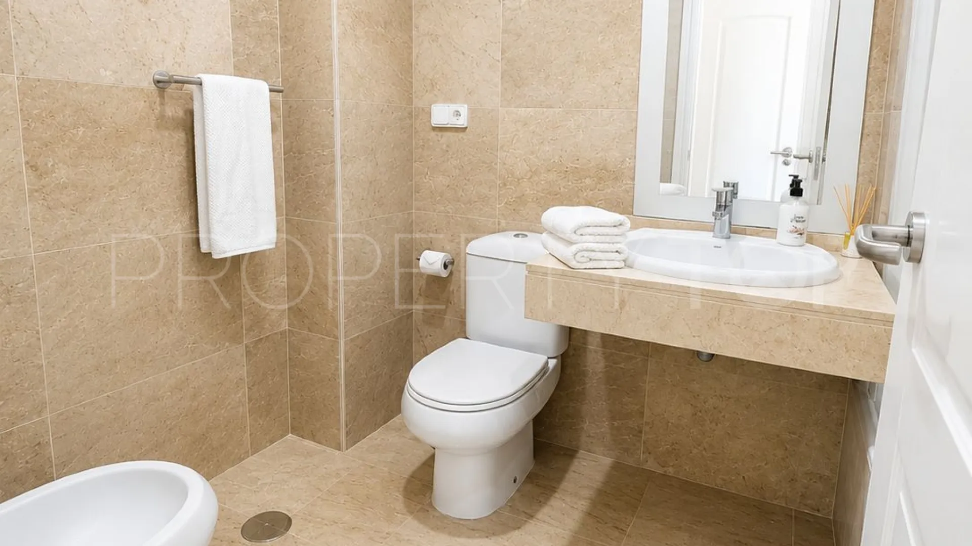 For sale apartment in Duquesa Suites