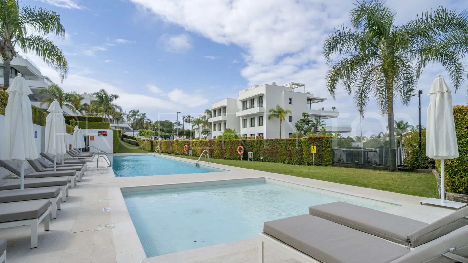 For sale Cataleya penthouse