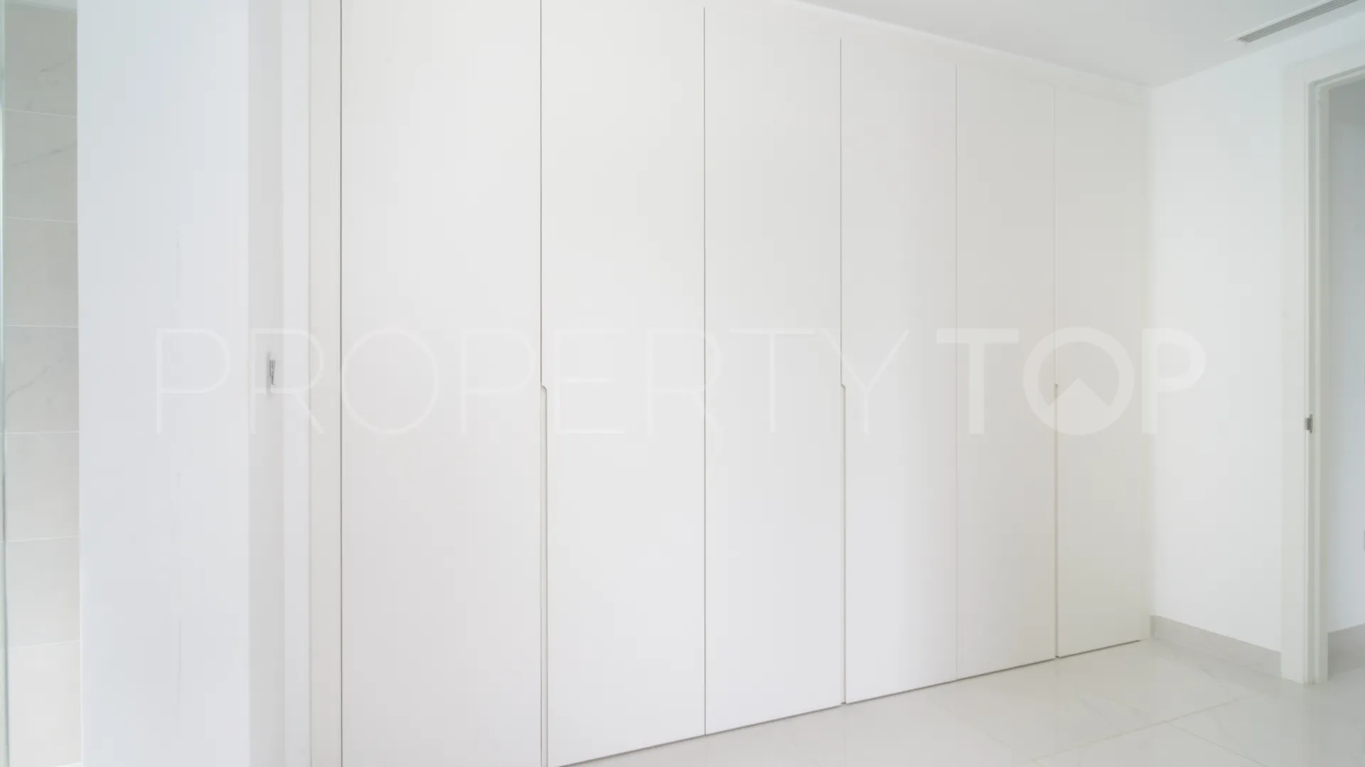 For sale Cataleya penthouse