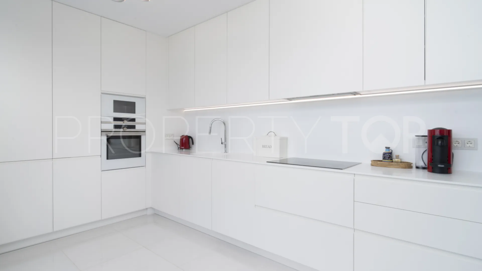 For sale Cataleya penthouse