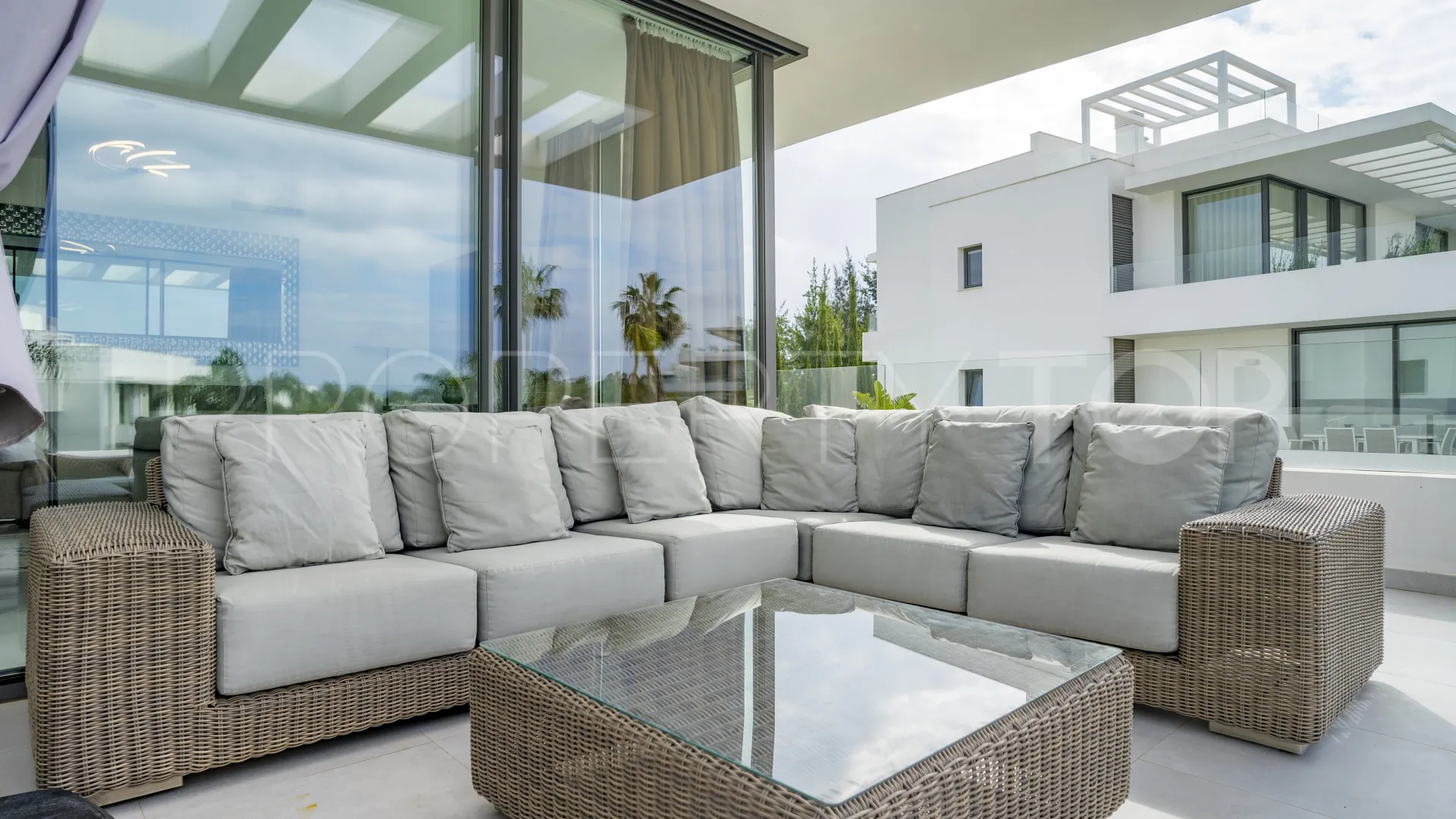 For sale Cataleya penthouse