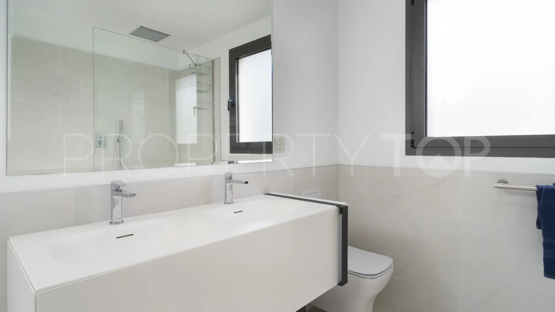 For sale Cataleya penthouse
