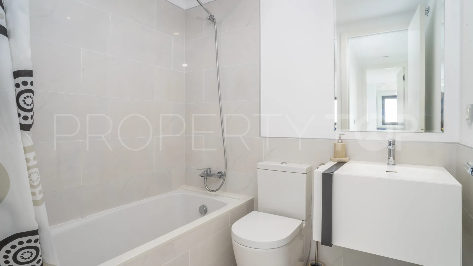For sale Cataleya penthouse