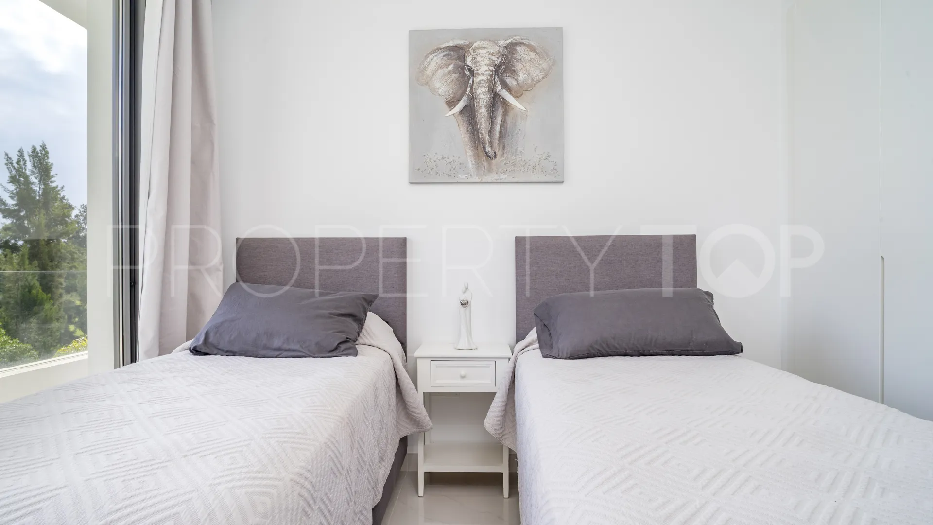 For sale Cataleya penthouse