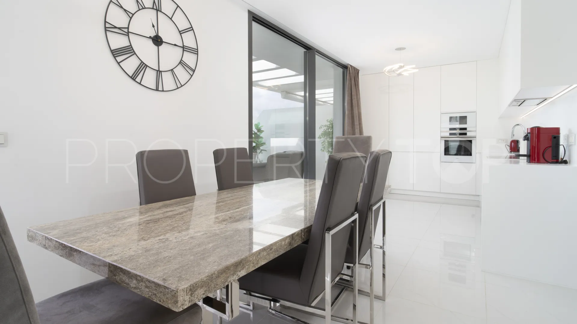 For sale Cataleya penthouse