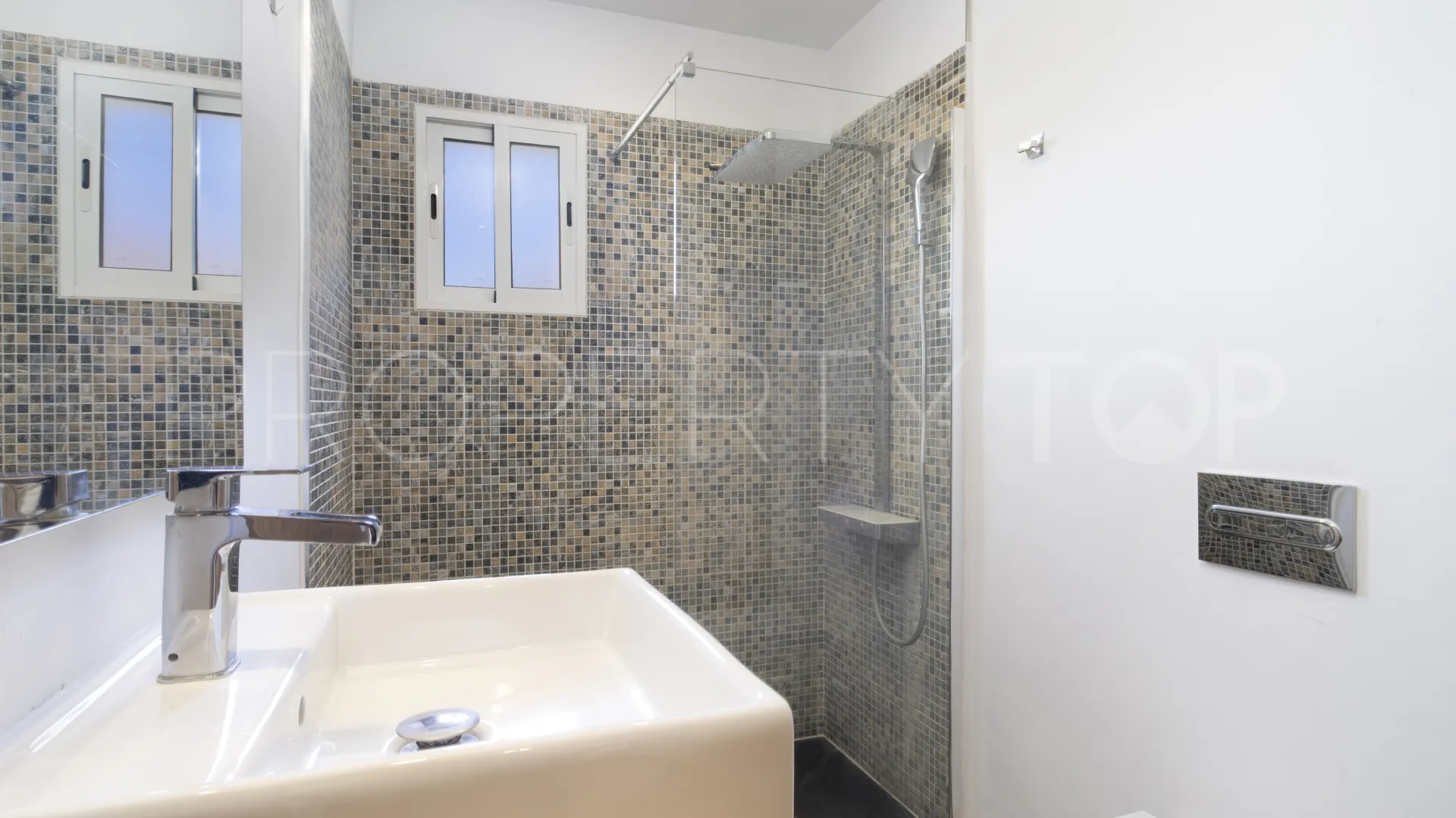 Marbella - Puerto Banus, adosado de 2 dormitorios en venta