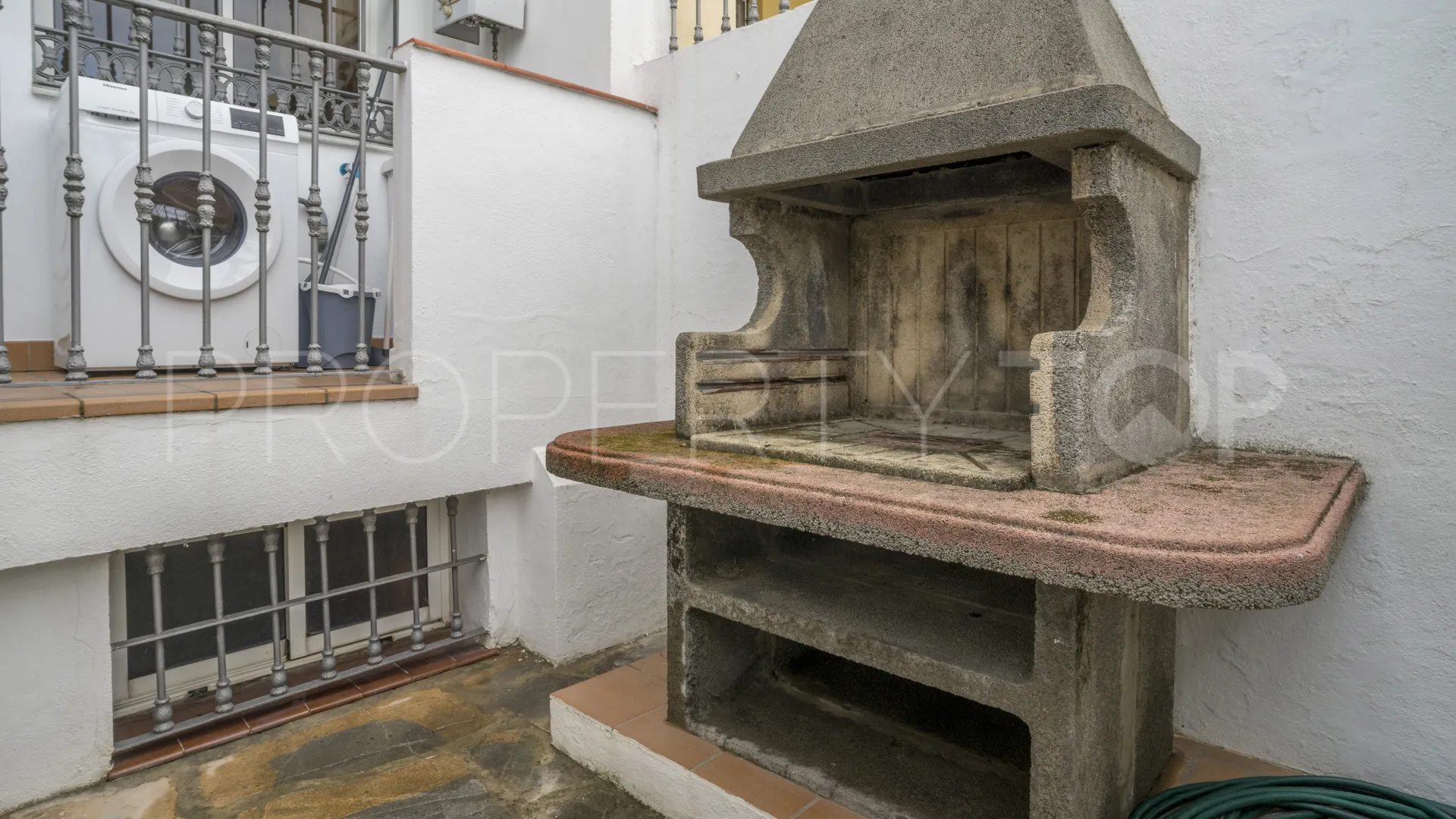 San Pedro de Alcantara 5 bedrooms semi detached house for sale