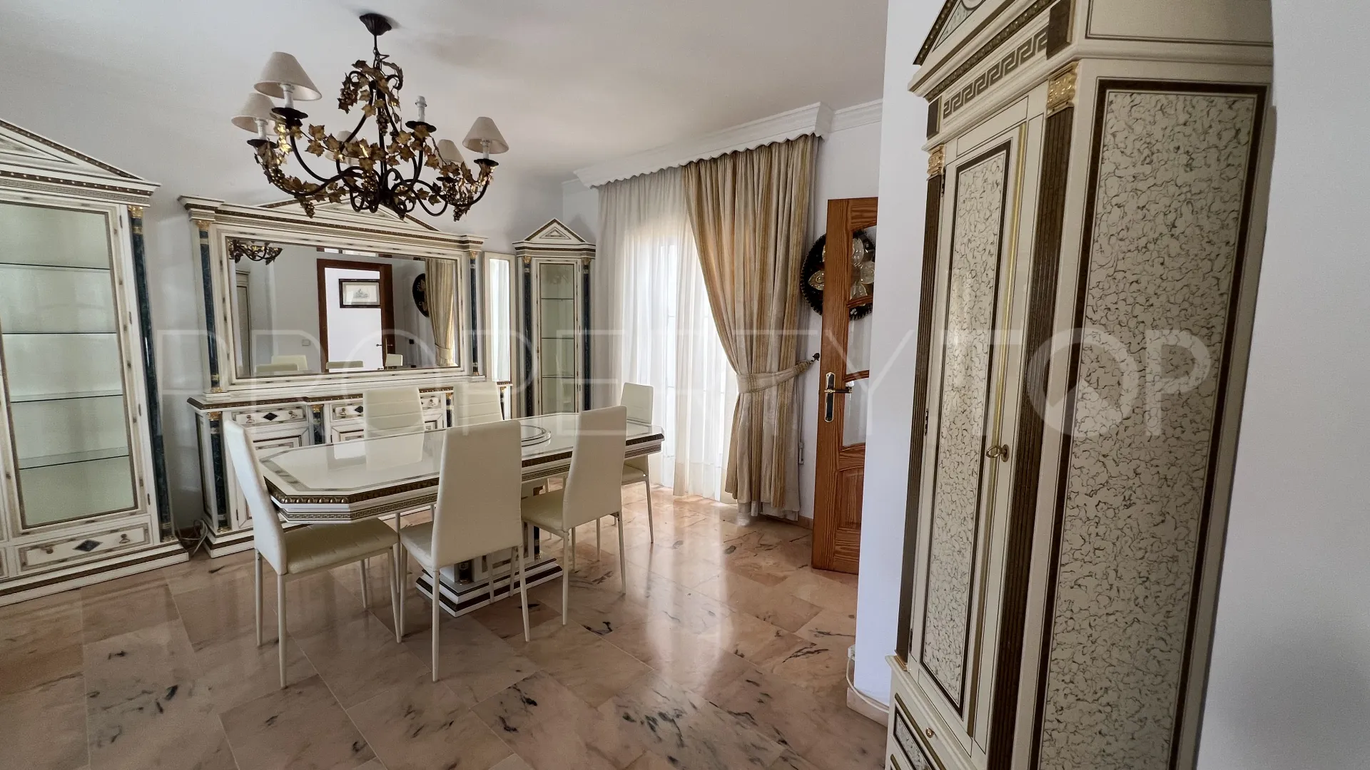 San Pedro de Alcantara 5 bedrooms semi detached house for sale