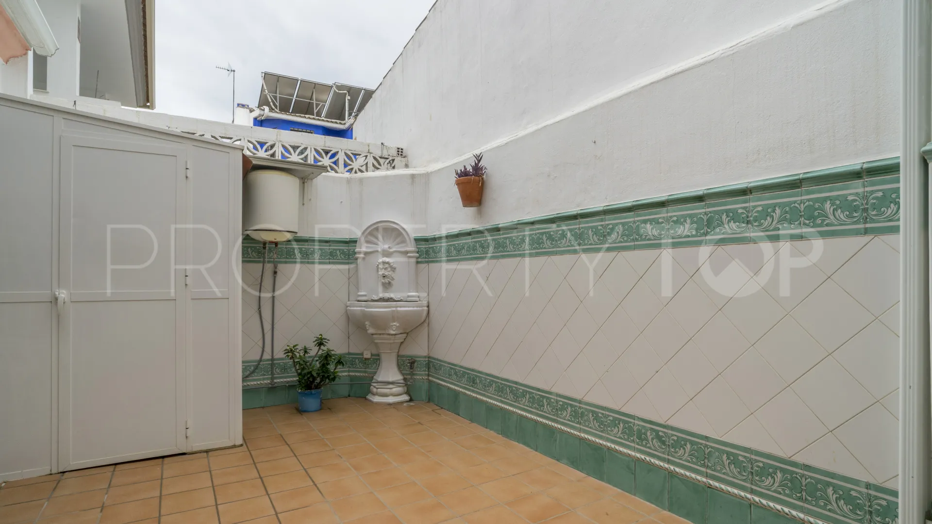 San Pedro de Alcantara 5 bedrooms semi detached house for sale