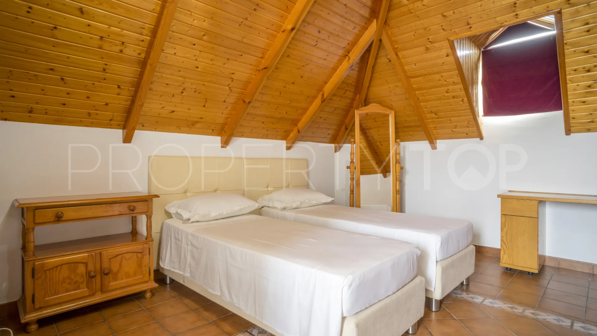 San Pedro de Alcantara 5 bedrooms semi detached house for sale