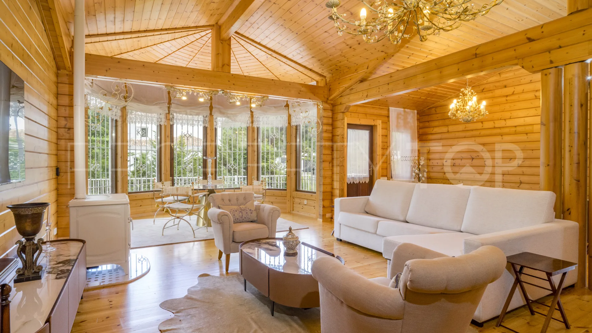 Chalet with 4 bedrooms for sale in Elviria