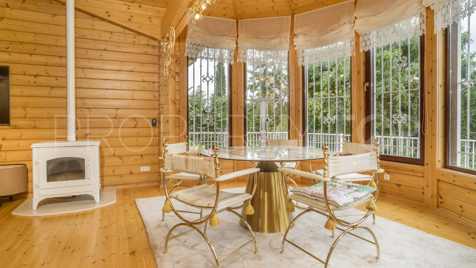 Chalet with 4 bedrooms for sale in Elviria