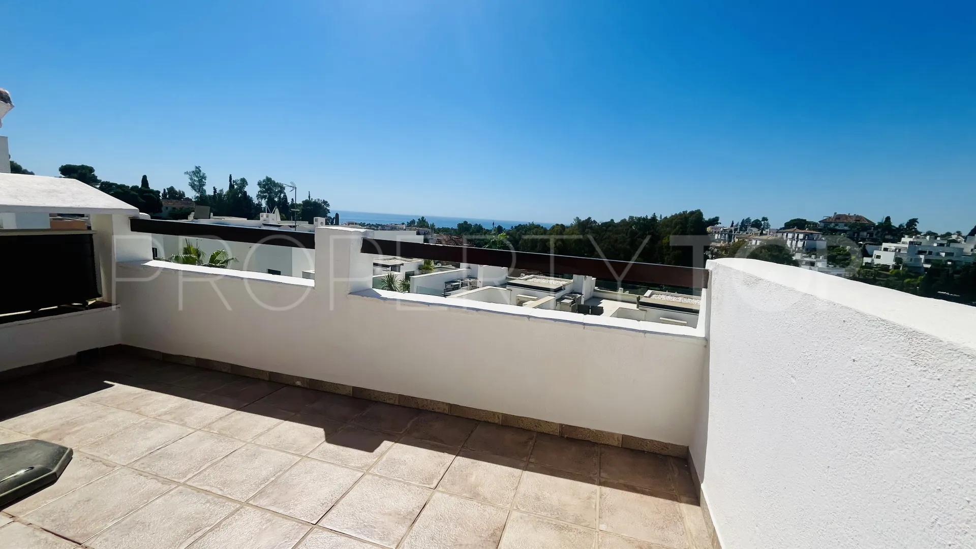 For sale 3 bedrooms town house in Marbella Golden Mile