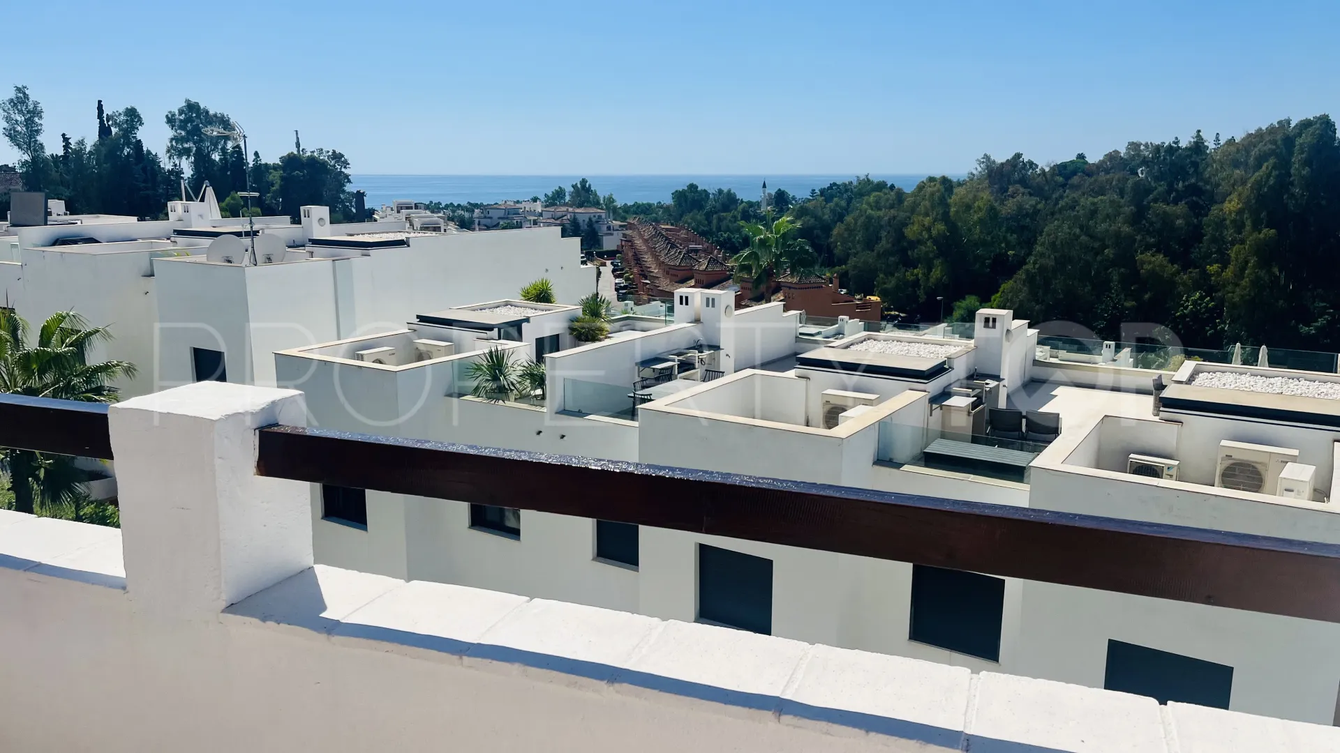 For sale 3 bedrooms town house in Marbella Golden Mile