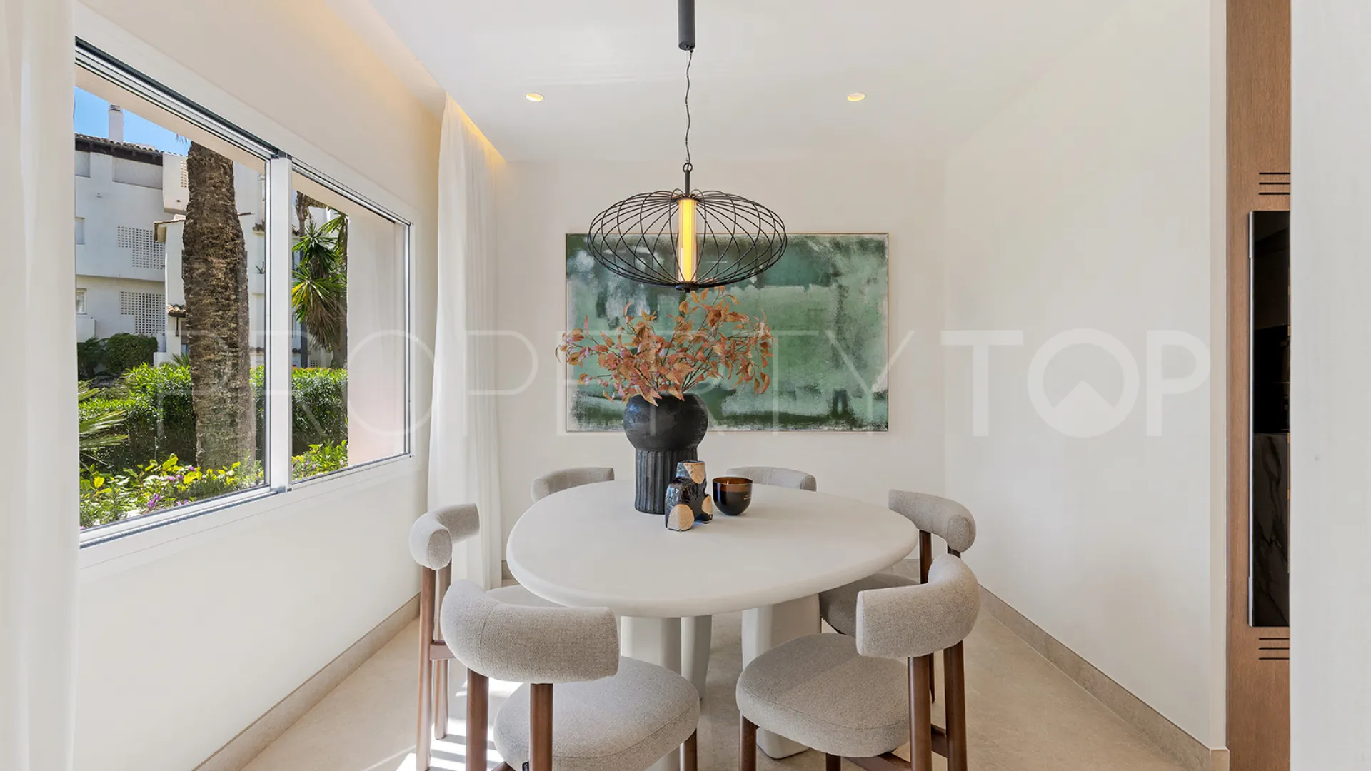 For sale ground floor apartment in Costalita