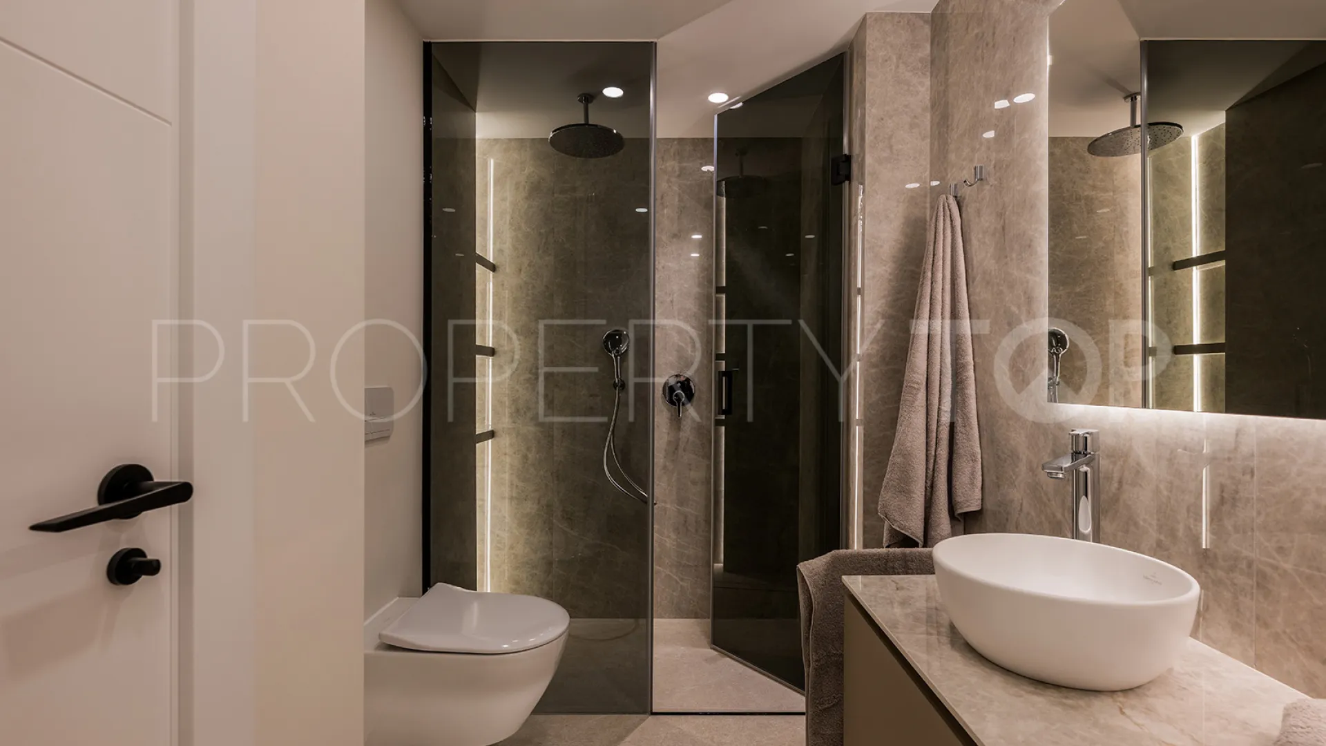 For sale ground floor apartment in Costalita