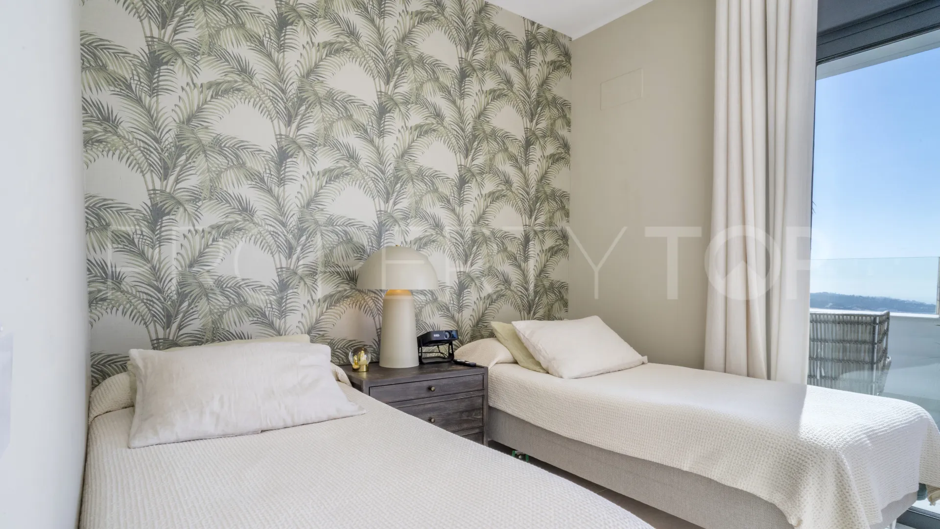 2 bedrooms penthouse in Mijas Costa for sale