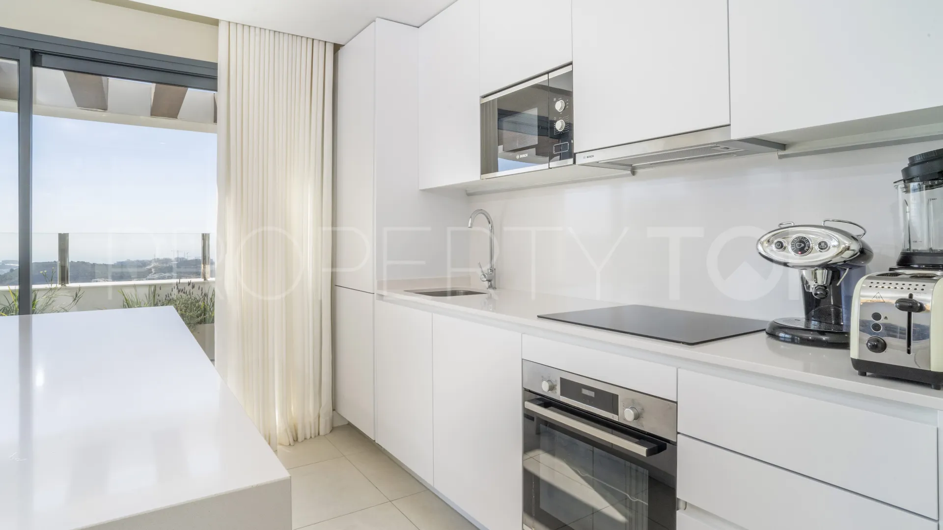2 bedrooms penthouse in Mijas Costa for sale