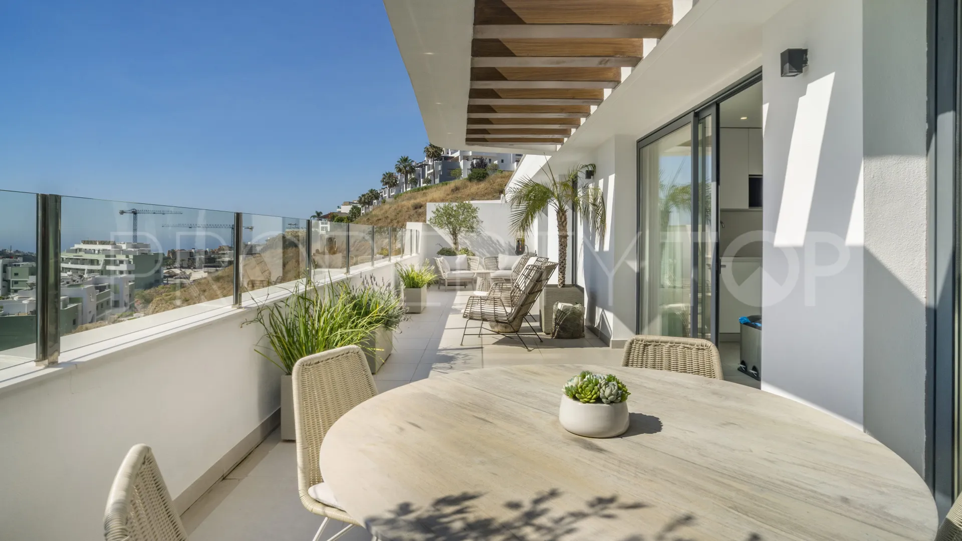 2 bedrooms penthouse in Mijas Costa for sale