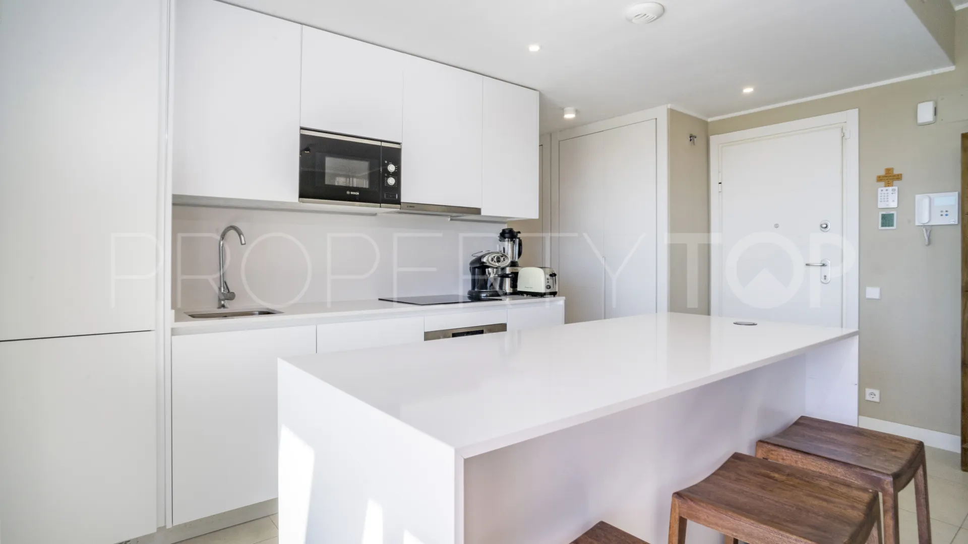 2 bedrooms penthouse in Mijas Costa for sale