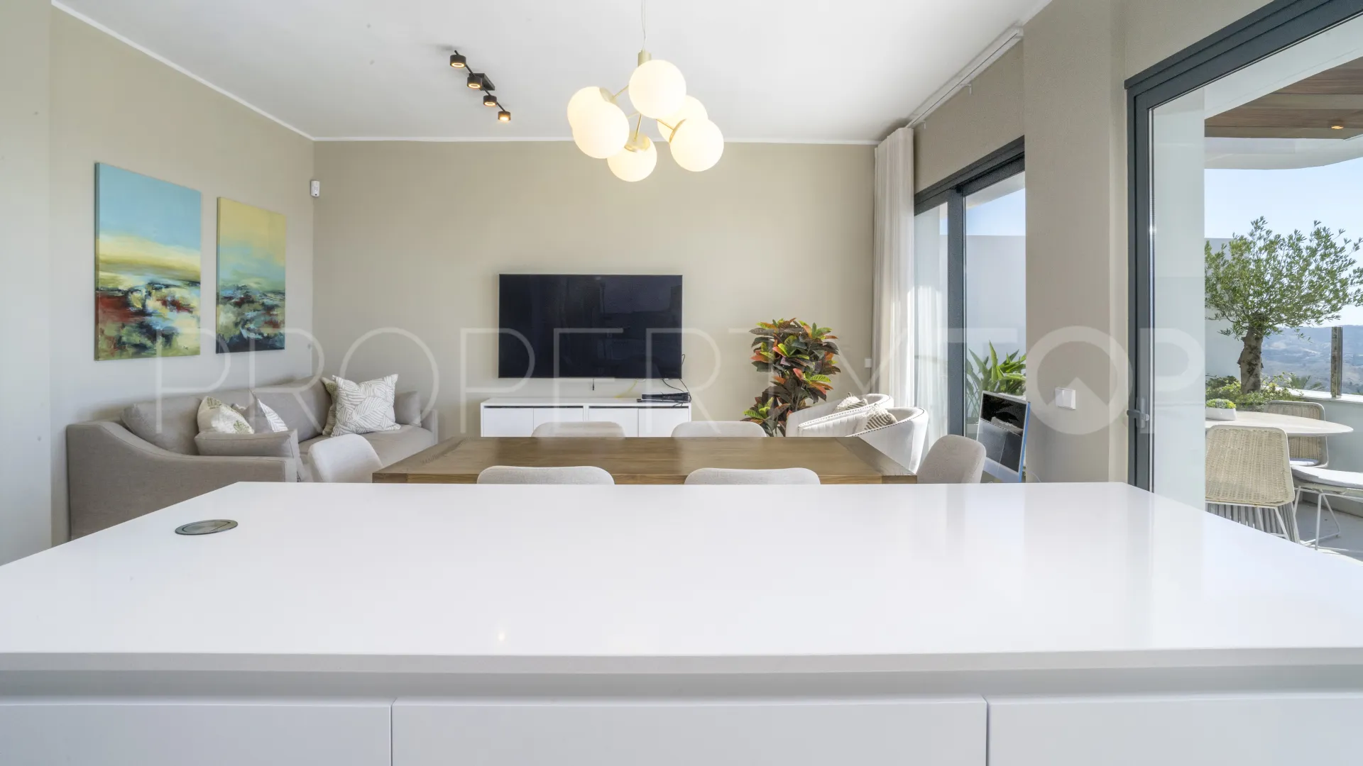 2 bedrooms penthouse in Mijas Costa for sale