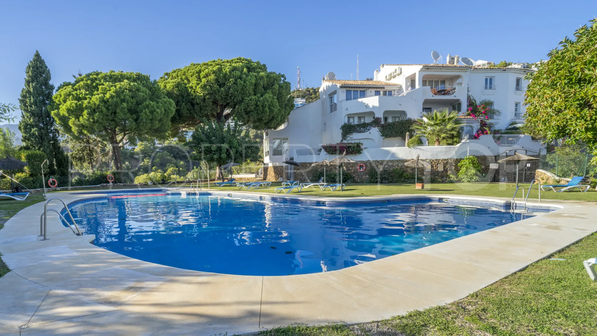 Town house for sale in Lomas de los Monteros with 4 bedrooms