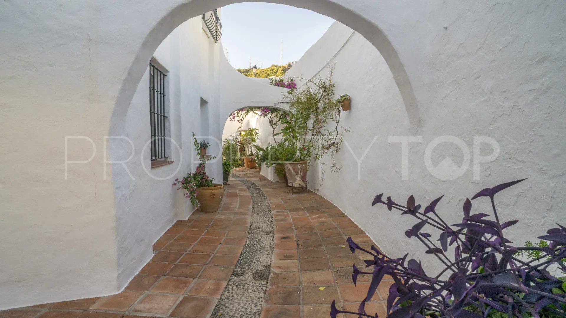 Town house for sale in Lomas de los Monteros with 4 bedrooms