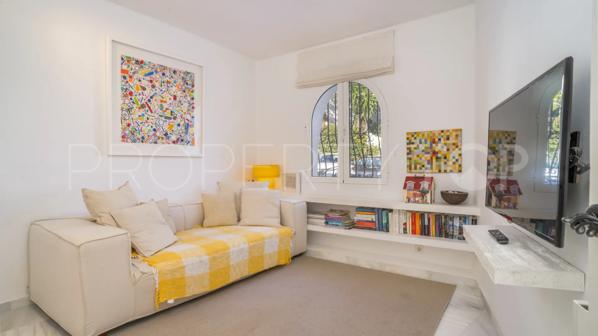 Town house for sale in Lomas de los Monteros with 4 bedrooms