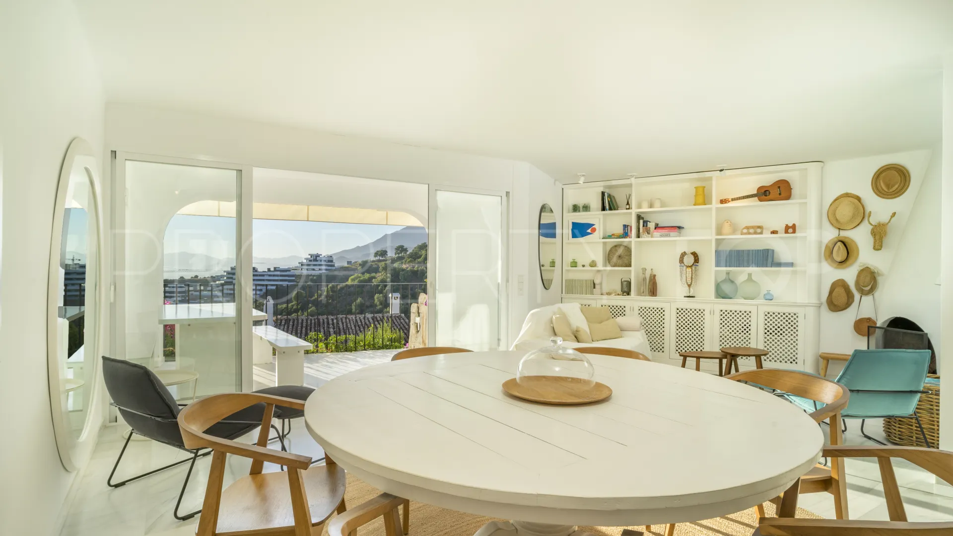 Town house for sale in Lomas de los Monteros with 4 bedrooms