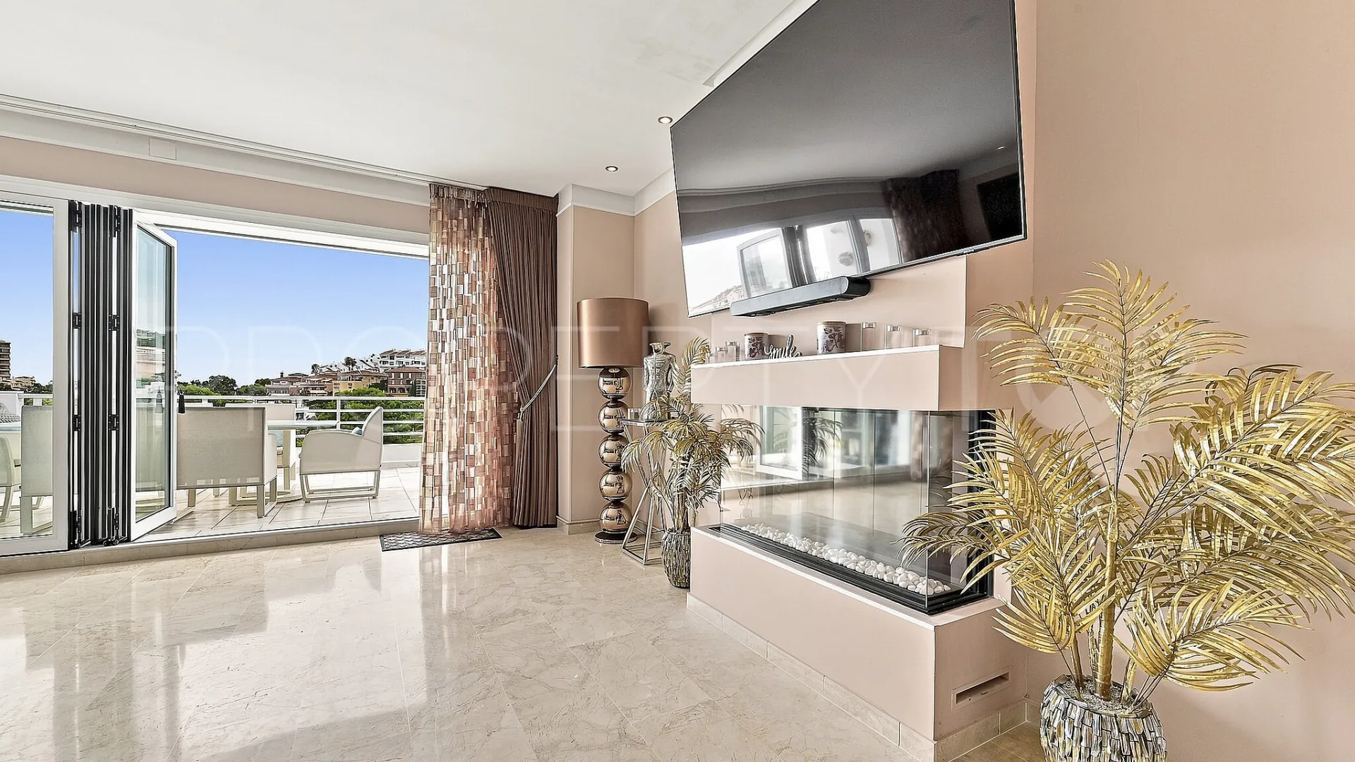 3 bedrooms apartment for sale in Benalmadena Costa