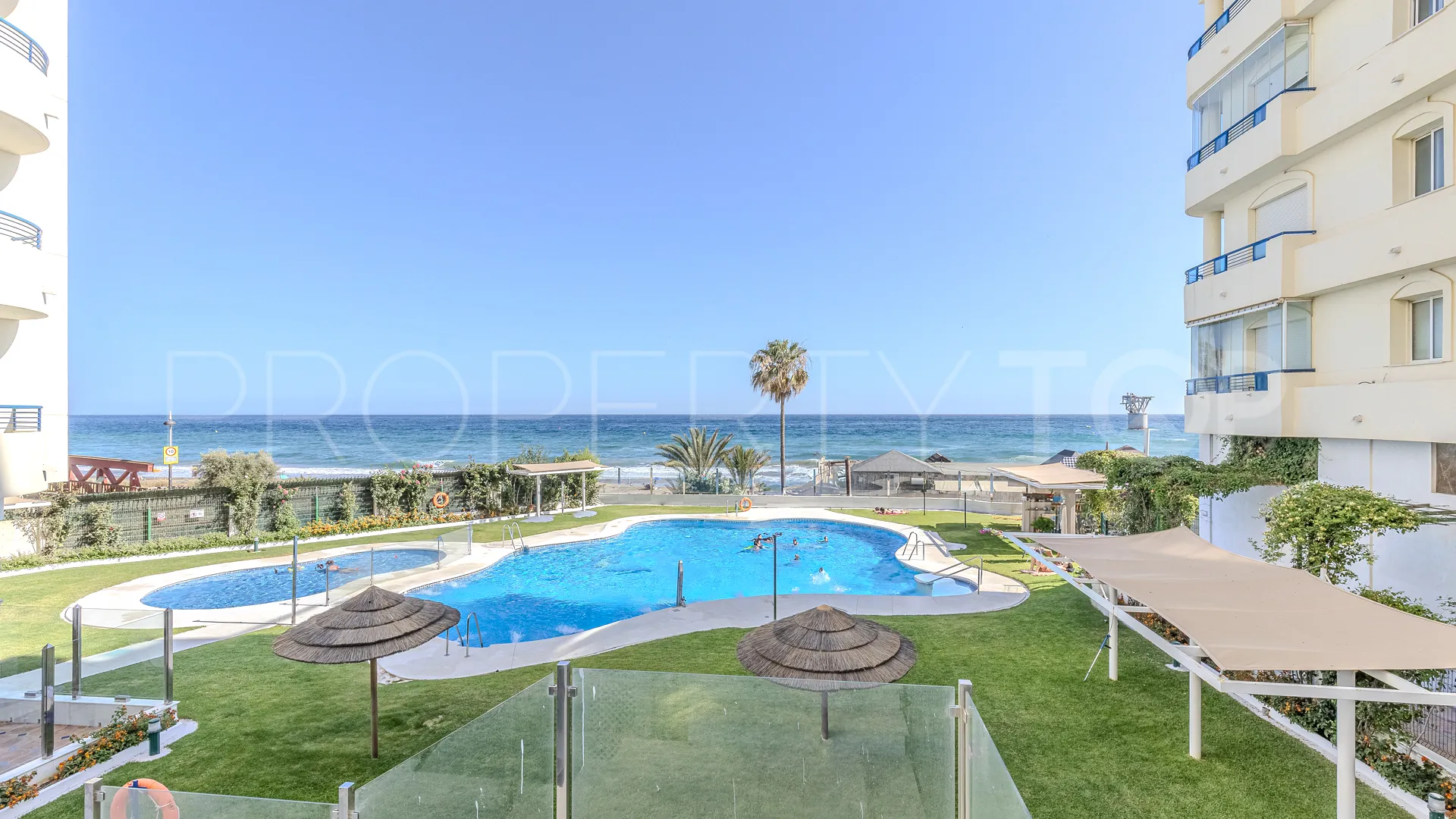 Playa Bajadilla - Puertos, apartamento en venta de 3 dormitorios