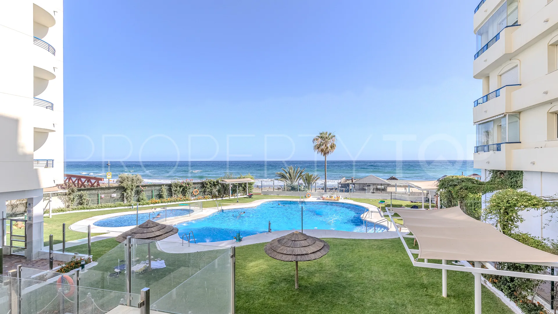 Playa Bajadilla - Puertos, apartamento en venta de 3 dormitorios