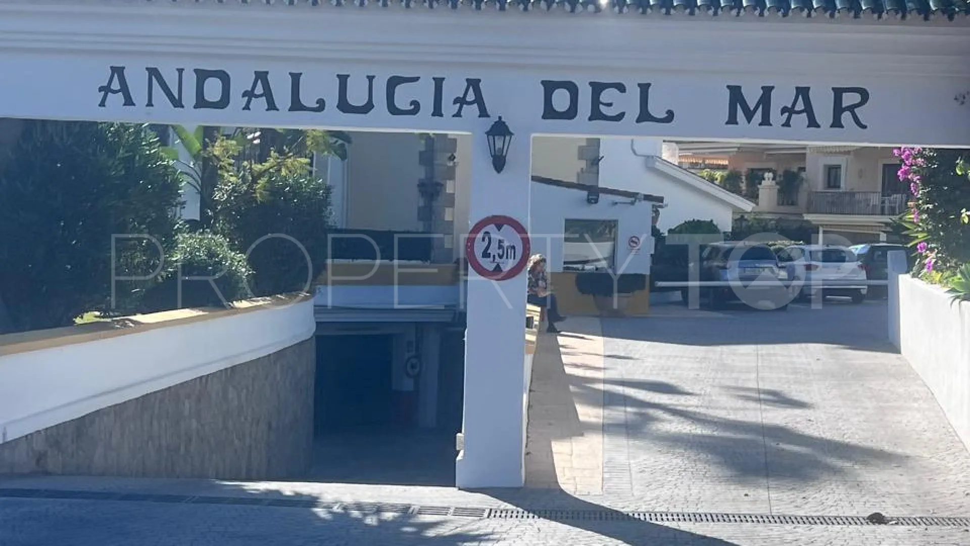 Se vende apartamento planta baja con 2 dormitorios en Andalucia del Mar