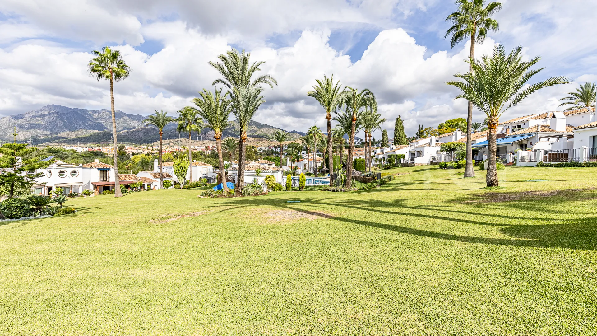 For sale Bello Horizonte 2 bedrooms town house