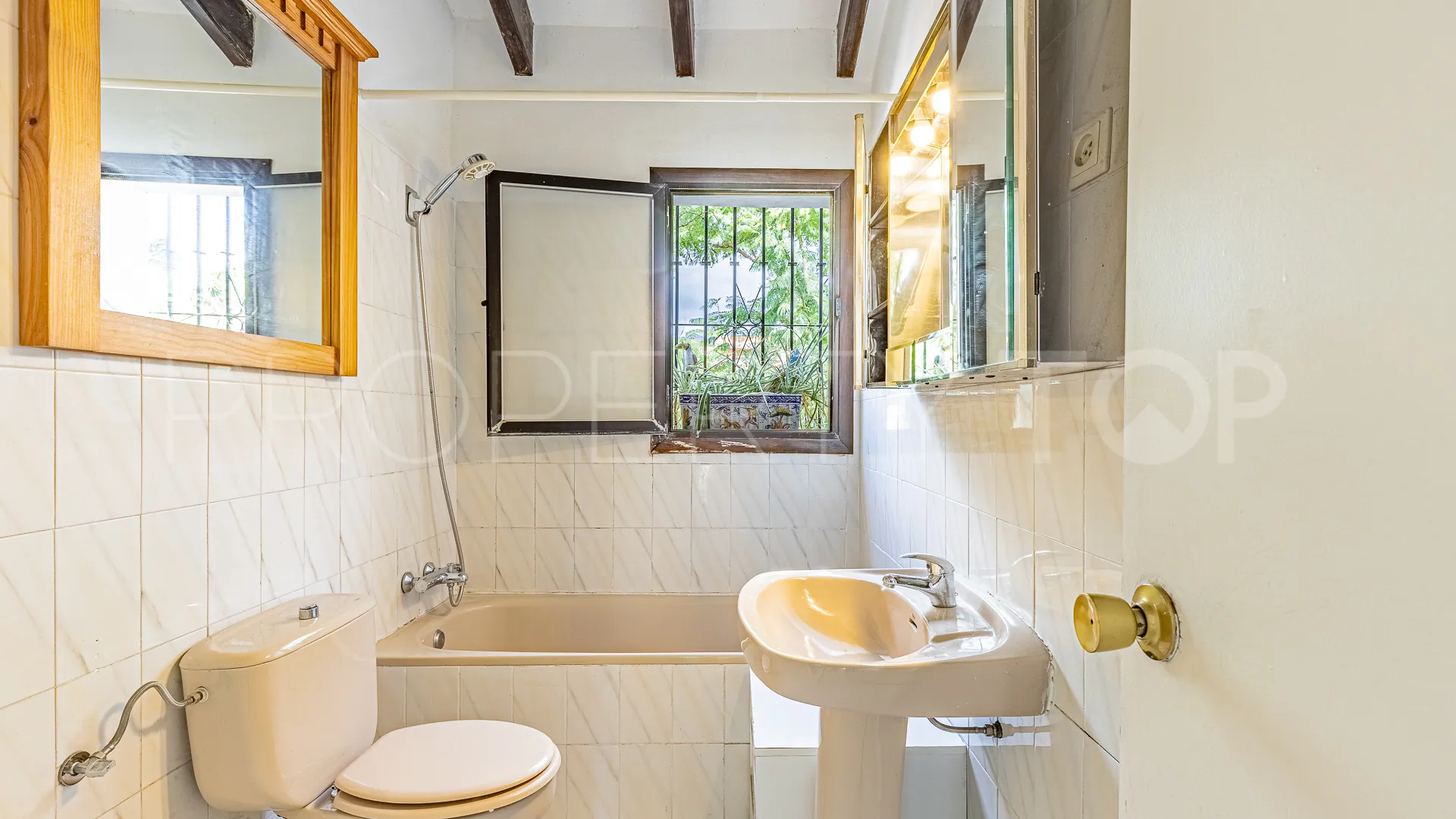 For sale Bello Horizonte 2 bedrooms town house